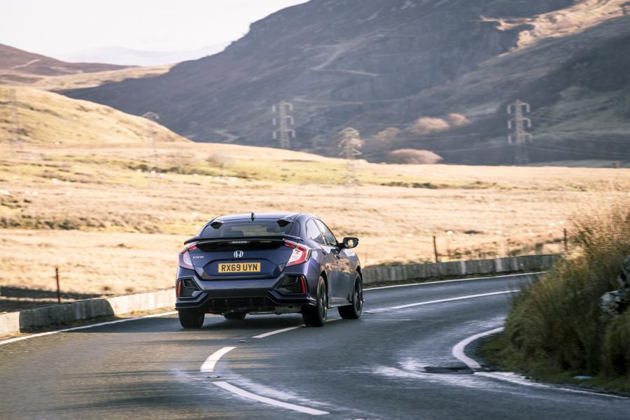  Honda Civic Hatchback Sport Line (FK) 2019 года  (UK) (фото 3 из 38)